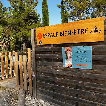 Camping Mobil-home Dans 4* *