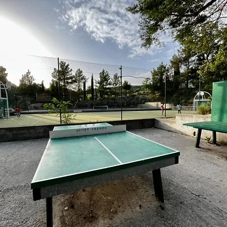 Mobil-home Dans 4* *