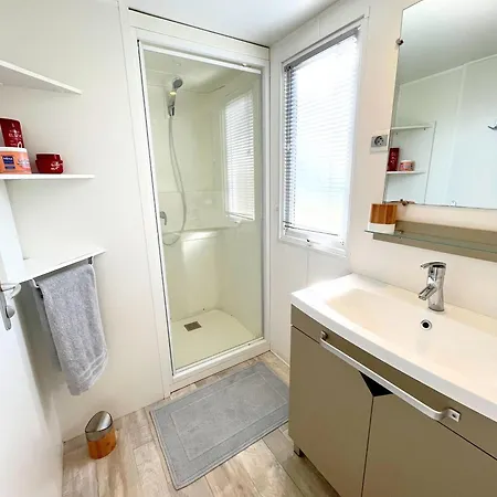 Mobil-home Dans 4* *