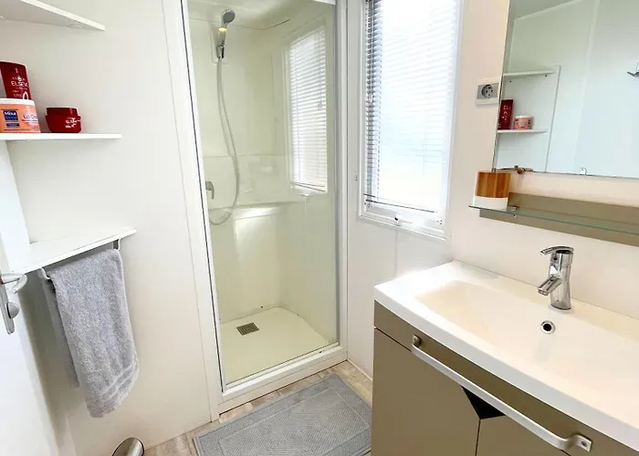 Mobil-home Dans 4* *